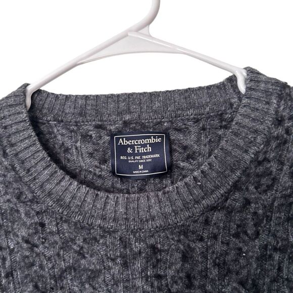 Abercrombie & Fitch Cable Knit Wool Blend Crew Neck Pullover Sweater Gray Medium - Picture 7 of 9